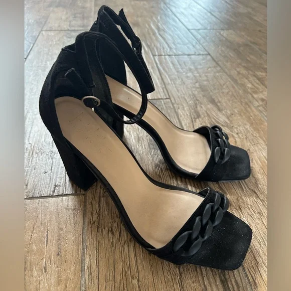 Nicole Miller Suede Heels - Picture 3 of 7